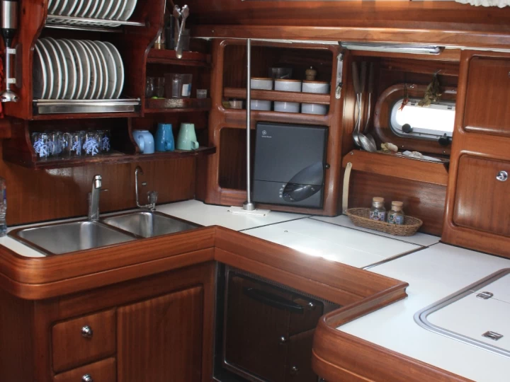 Sailboat to hire Ibiza Town at the best price