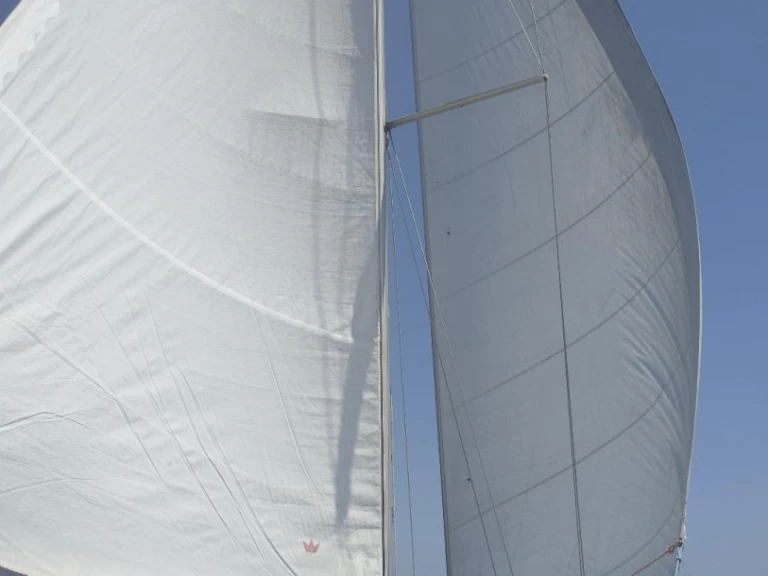 Sailboat to hire Kalamata at the best price