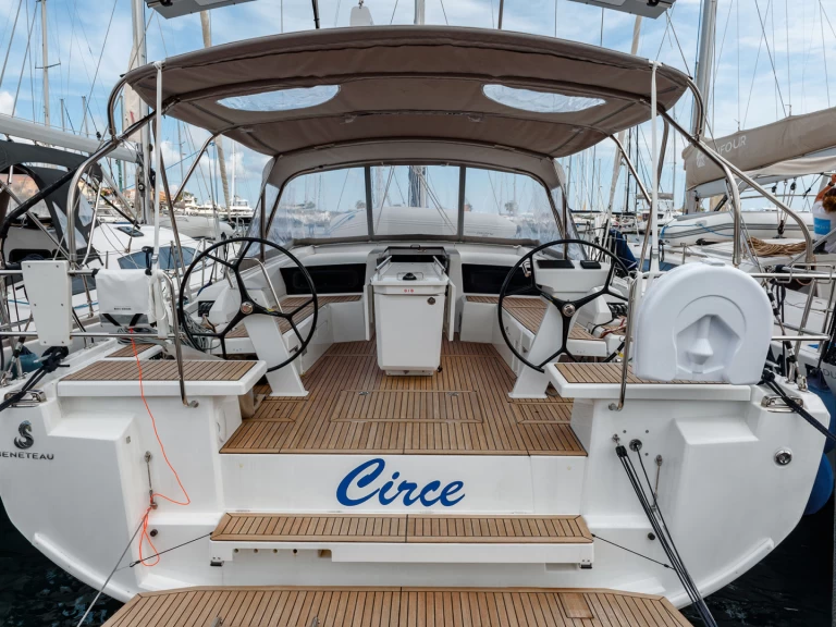 Yacht hire Cannigione cheap Oceanis 46.1