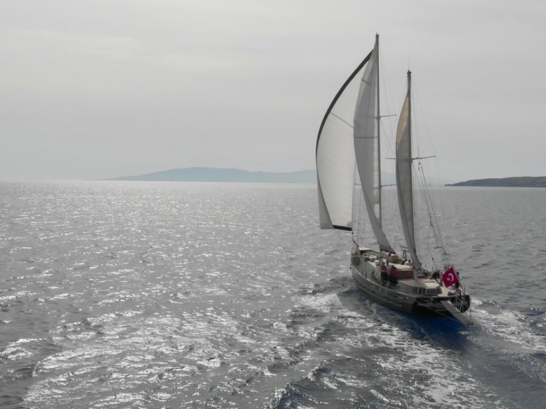 Sailboat to hire Bodrum at the best price