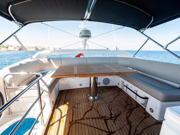 Luxury Yacht hire in St. Julian's - Sunseeker Manhattan 52