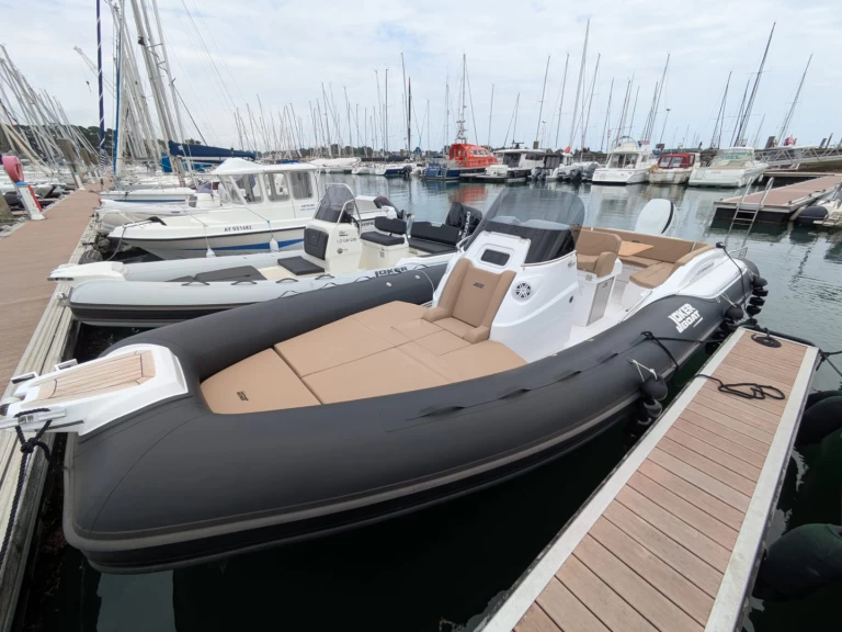 Yacht hire La Trinité-sur-Mer cheap Clubman 28