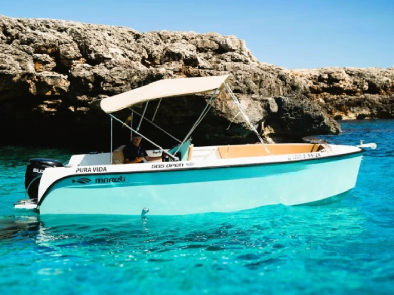 Charter a Mareti 585 Open in Ciutadella de Menorca on Samboat