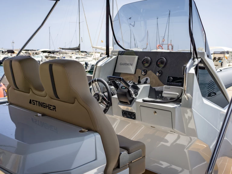 Hire RIB Italboats with a boat licence
