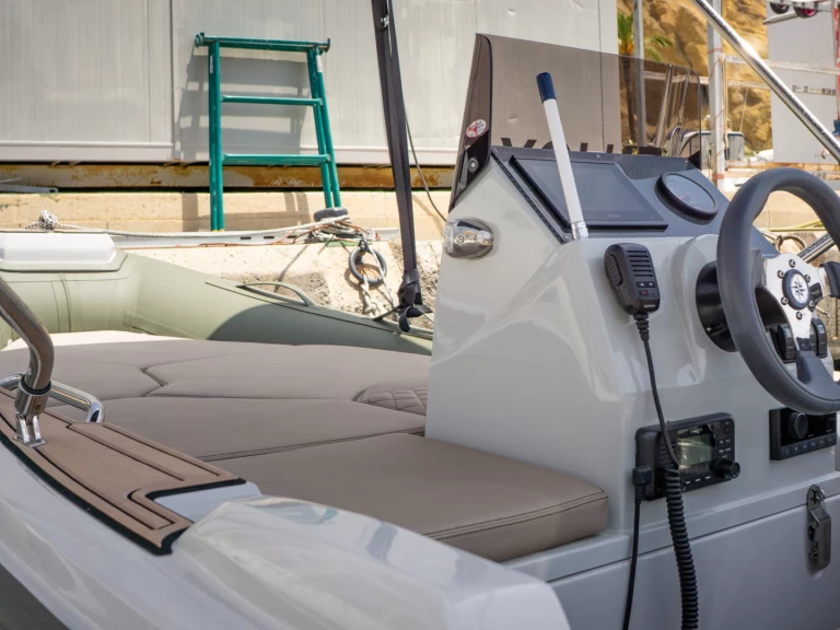 Yacht charter Altea - Italboats Stingher 380FR on SamBoat