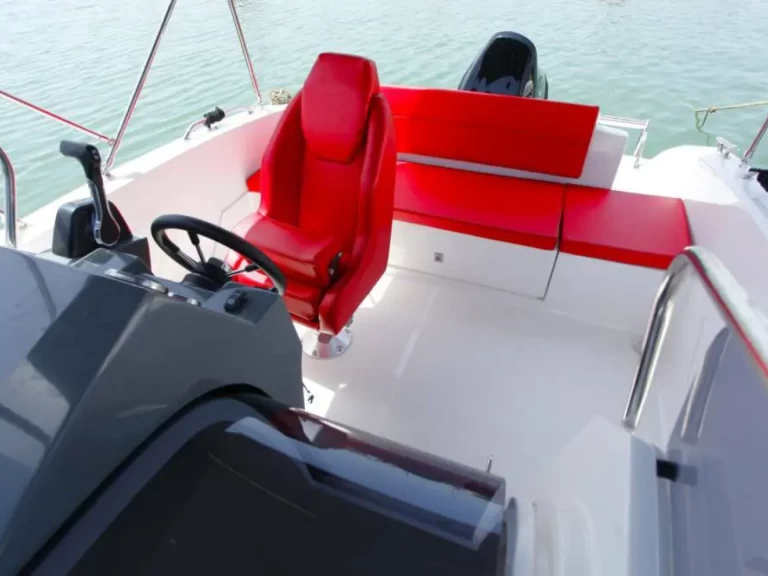 Hire Motorboat with or without skipper Marine Time Port d'Alcudia