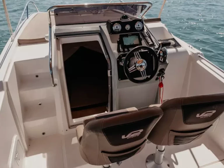 Yacht charter Port d'Alcudia - V2 7.0 Sundeck on SamBoat