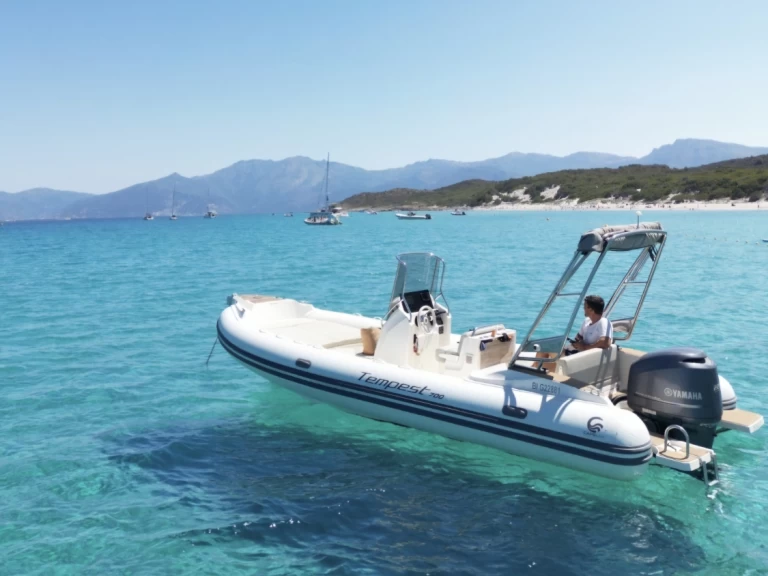 Yacht hire Algajola cheap Tempest 700 luxe 