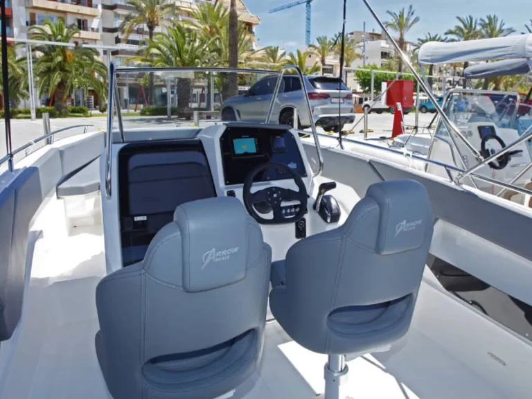 Motorboat to hire Port d'Alcudia at the best price