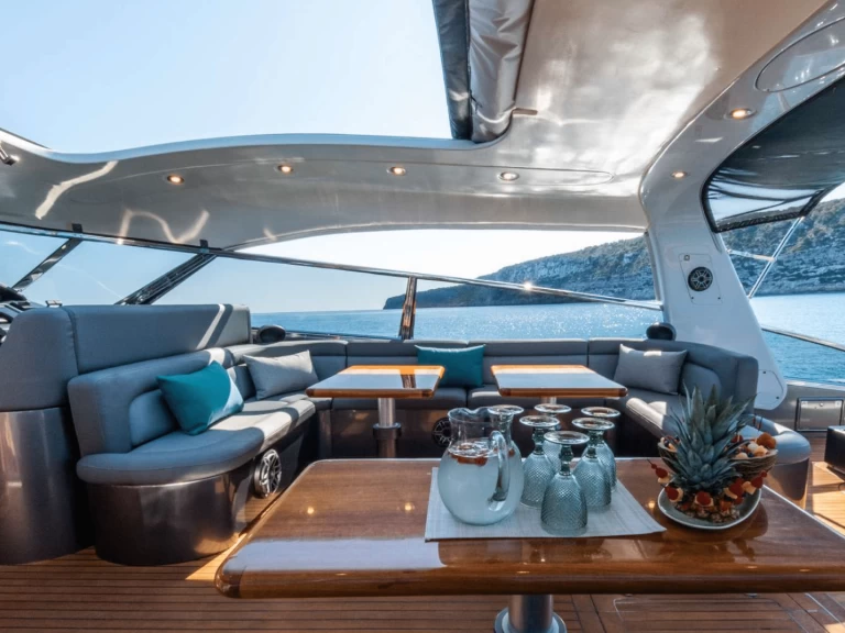 Luxury Yacht to hire Ibiza Town at the best price