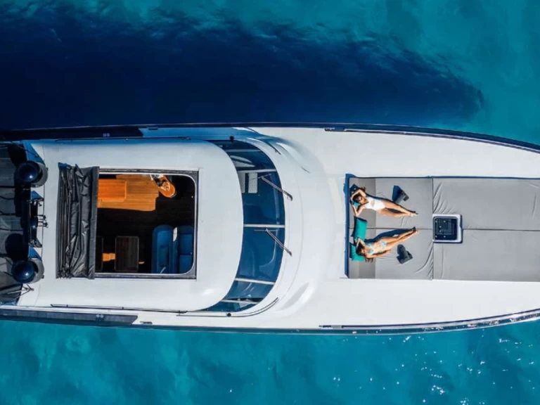Luxury Yacht to hire Ibiza Town at the best price