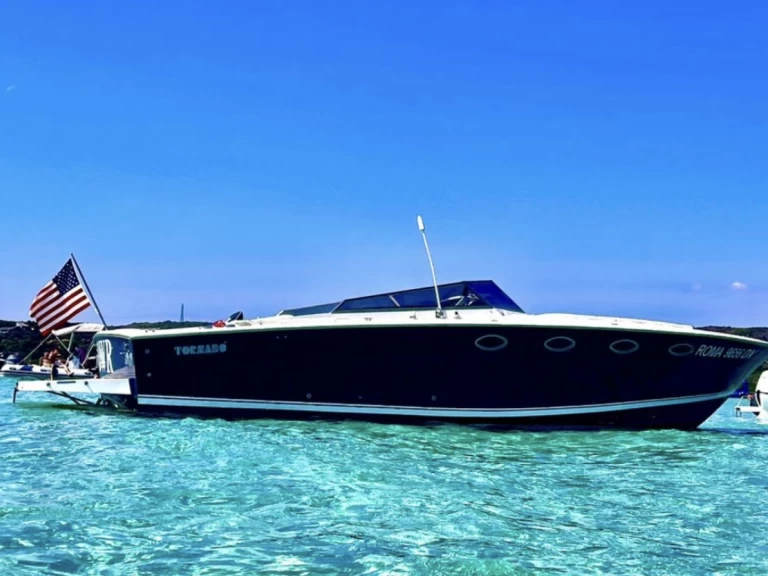 Hire Motorboat Tornado with a boat licence