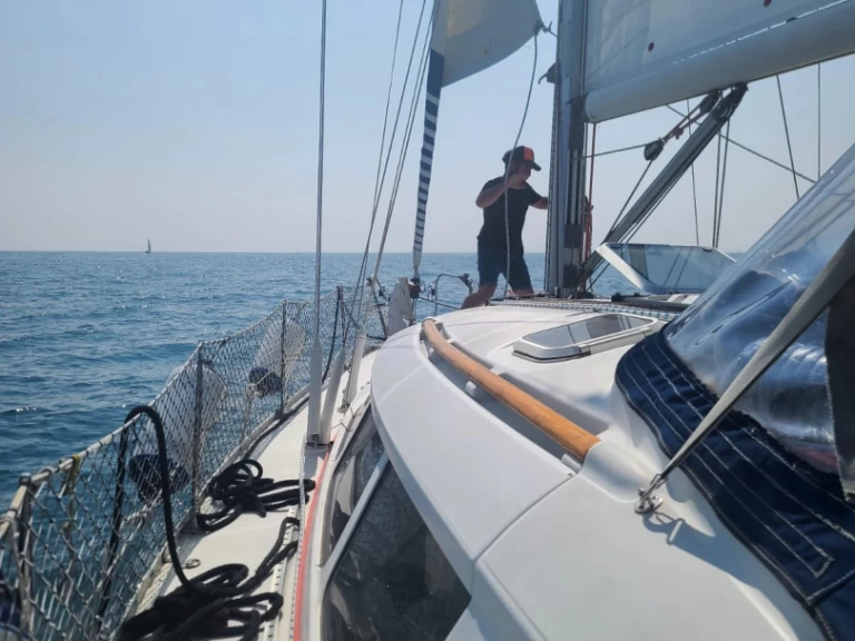 Sailboat hire in Le Cap d'Agde - Jeanneau Sun Odyssey 40 DS