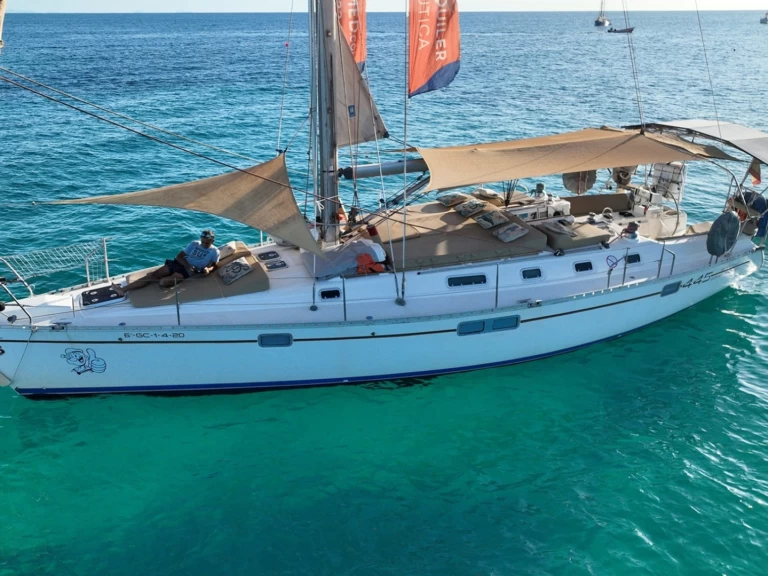 Hire Sailboat with or without skipper Bénéteau Torrevieja