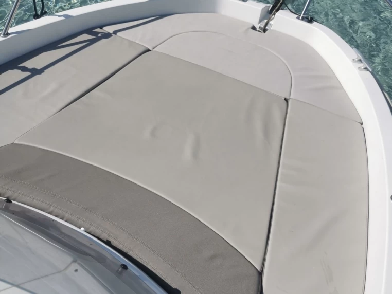 Hire Motorboat with or without skipper Jeanneau Palavas-les-Flots