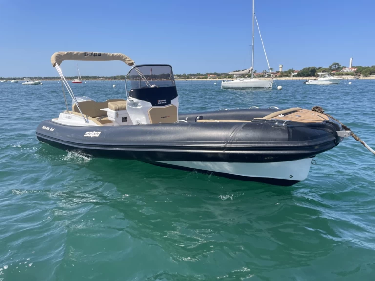 Charter a Salpa Salpa Soleil 20 in Cap Ferret on Samboat