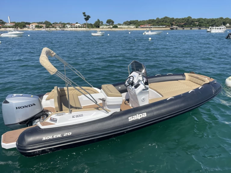 Motorboat to hire Cap Ferret at the best price