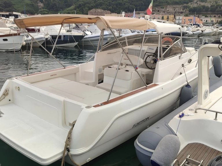 Charter a Izzo gozzo in Baiae on Samboat