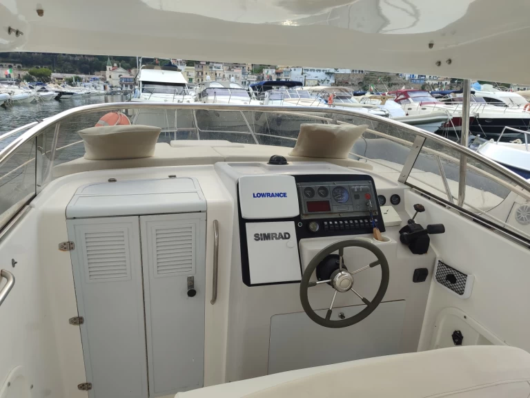 Hire Motorboat with or without skipper Izzo Baiae