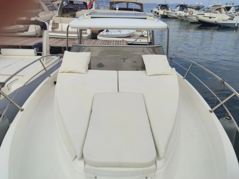 Motorboat to hire Baiae at the best price