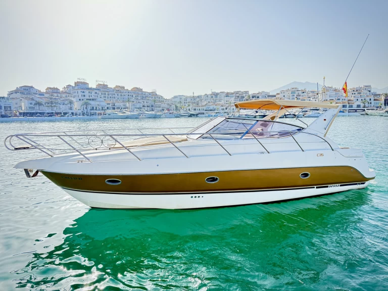 Yacht hire Puerto Banús cheap C35