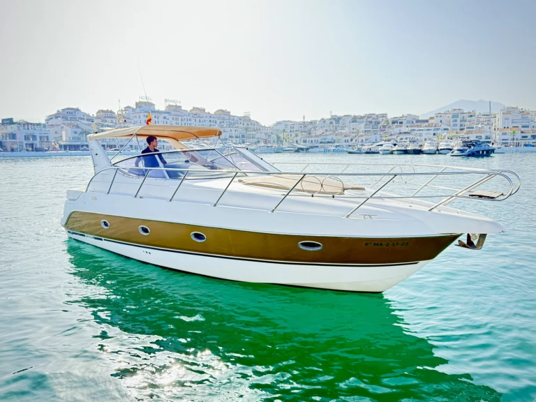 Yacht charter Puerto Banús - Sessa Marine C35 on SamBoat