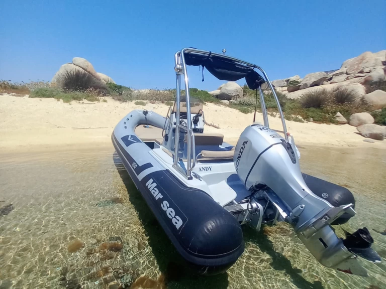 Hire Motorboat Marsea with a boat licence