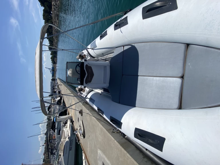 RIB hire in Marseille - Ranieri Cayman 21 Sport