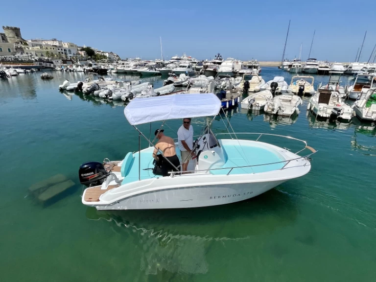 Motorboat to hire Ischia at the best price