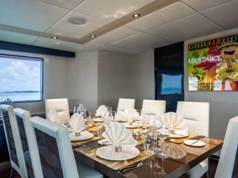 Charter a Broward Quantum in Miami on Samboat