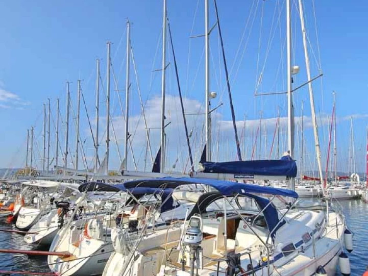 Sailboat hire in Biograd na Moru - Bavaria Bavaria 39 Cruiser