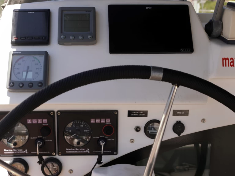 Hire Catamaran with or without skipper Lagoon Punat