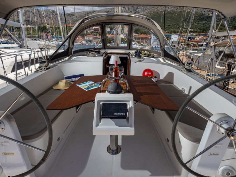 Yacht charter Pálairos - Bavaria Cruiser 46 on SamBoat