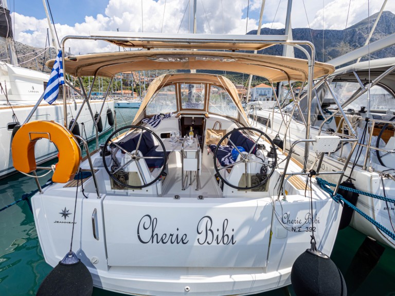 Yacht charter Lefkáda - Jeanneau Sun Odyssey 349 on SamBoat