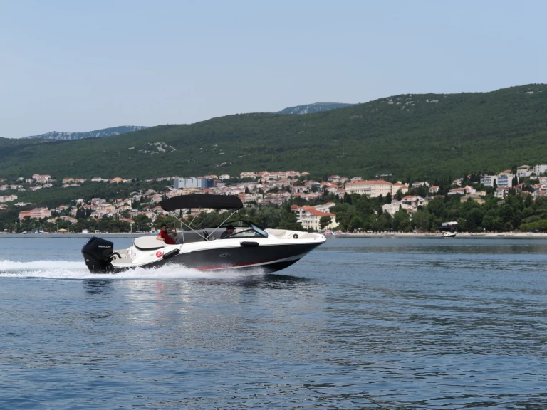 Yacht charter Crikvenica - Sea Ray Sea Ray SPX 210 on SamBoat