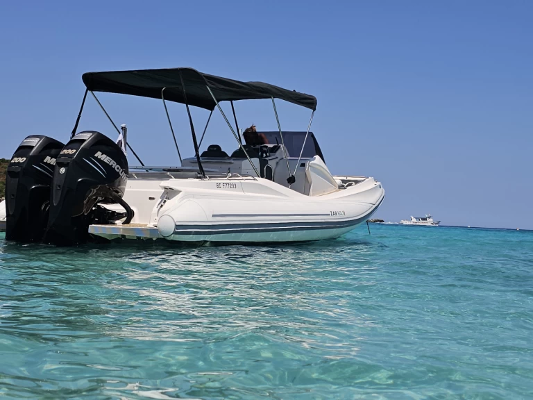 RIB to hire Saint-Florent at the best price