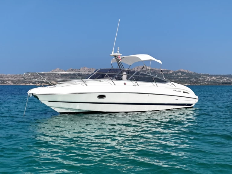 Hire Motorboat Cranchi with a boat licence
