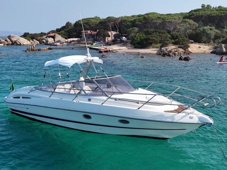 Yacht hire La Maddalena cheap Cranchi 28 CSL