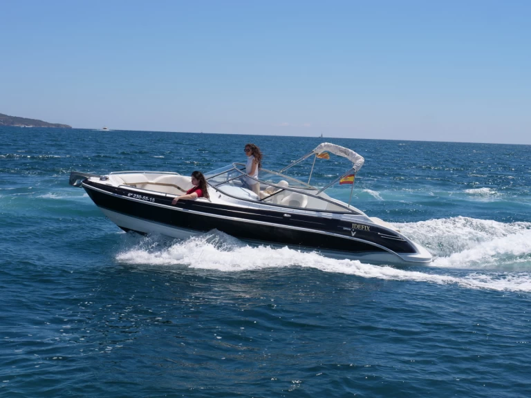 Hire Motorboat with or without skipper Formula Empuriabrava