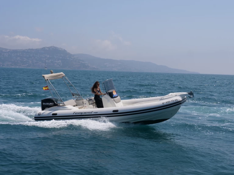Yacht hire Empuriabrava cheap Tempest 700