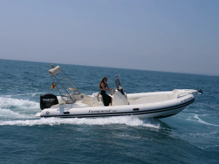 Hire a Capelli Tempest 700 Empuriabrava