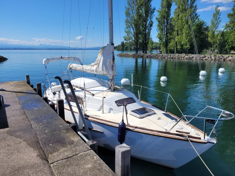 Hire a Aubin Tequila Auvernier