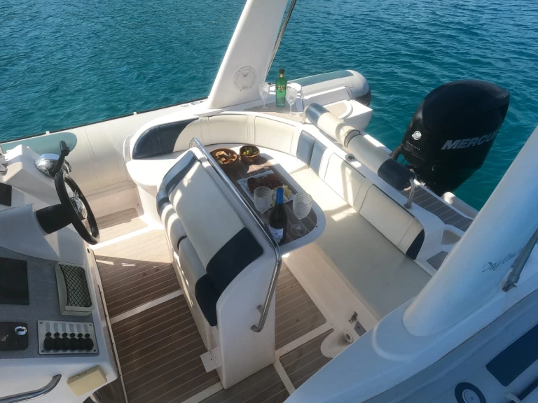 Hire Motorboat with or without skipper Astec Fornells