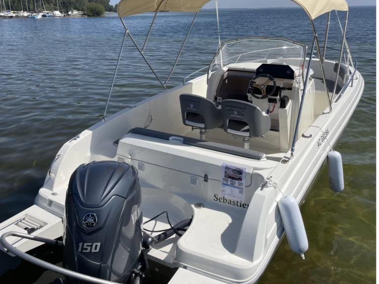 Pacific Craft Pacific Craft 670 Open charter bareboat or skippered in  Biscarrosse