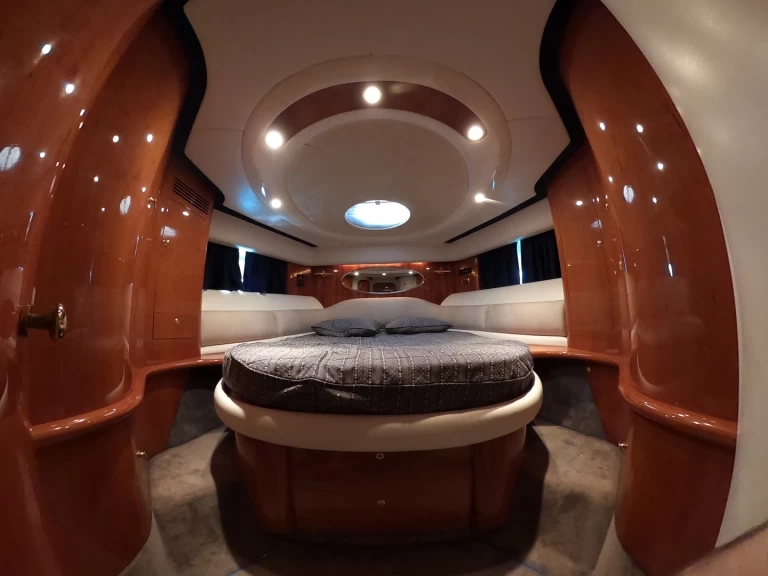 Hire Motorboat with or without skipper Cranchi Himarë