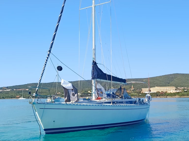 Yacht hire Arbatax cheap Comet 420