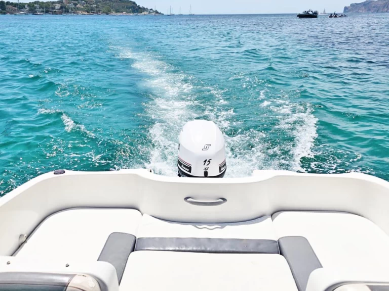 Charter a Bayliner E16 in La Savina on Samboat