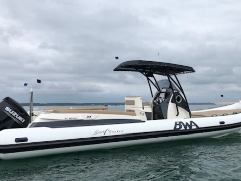 Charter a Bwa BWA 33 in Cap Ferret on Samboat