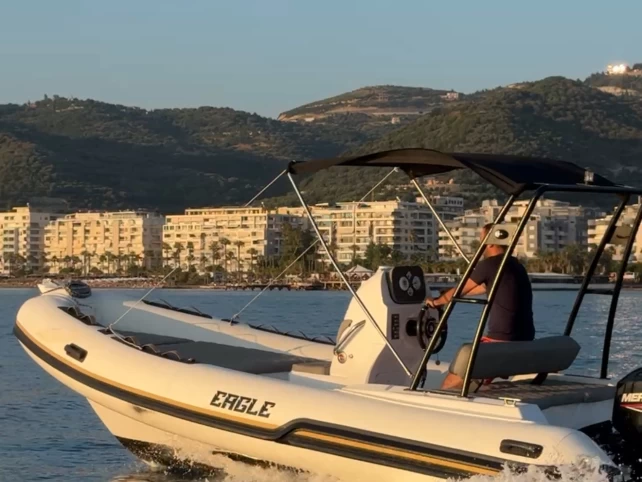 Charter a Eagle Eagle 1 in Gjiri i Vlorës on Samboat
