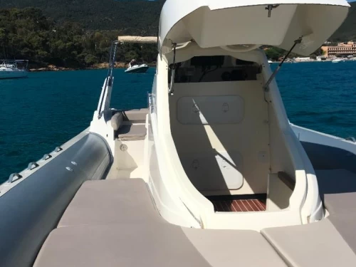 RIB to hire Le Canon at the best price